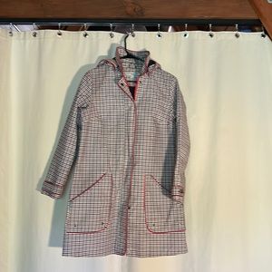 Boden Mid length trench with hood and pockets. Water proof.